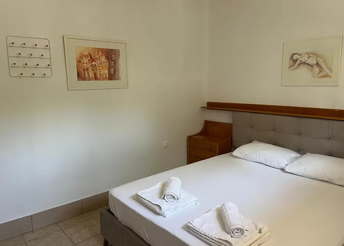 Art.villa.nike Koinyra